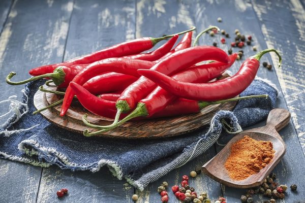 Capsaicin trong ớt cayenne mang lại vị cay đặc trưng