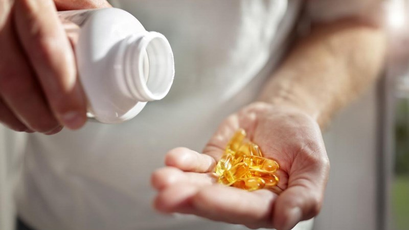 Việc bổ sung quá mức hoặc mất cân đối với Omega-3 lại có thể gây tác động ngược